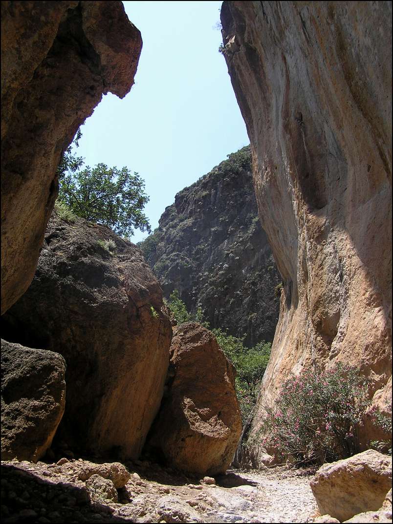 Sougia 2